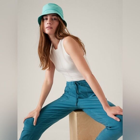 Athleta Bucket Cap - Picture 4 of 9